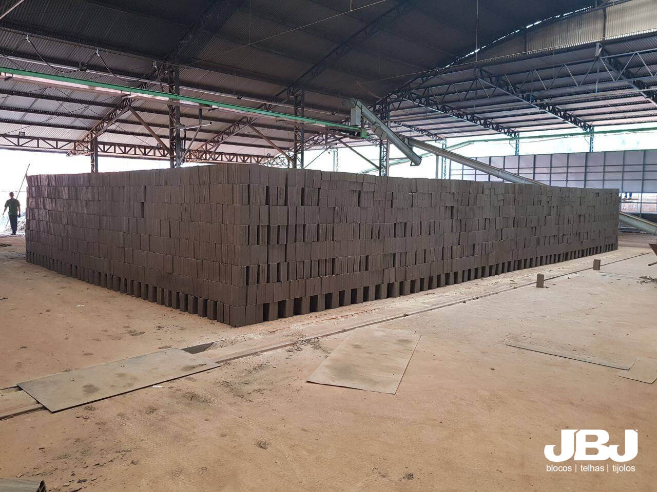 JBJ Canaletas de Concreto, Tijolos e Telhas em Ribeirão Preto, SP