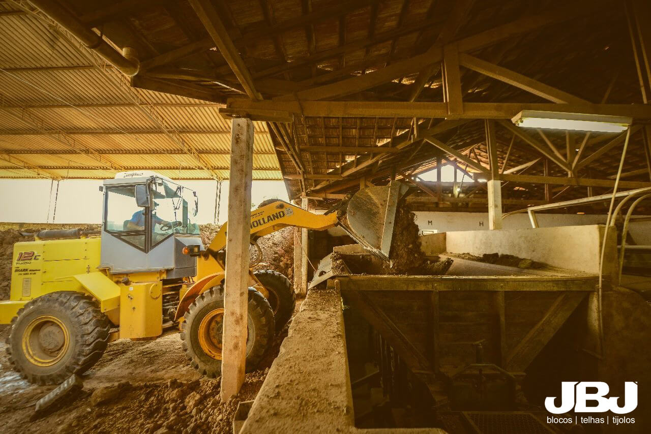 JBJ Canaletas de Concreto, Tijolos e Telhas em Ribeirão Preto, SP